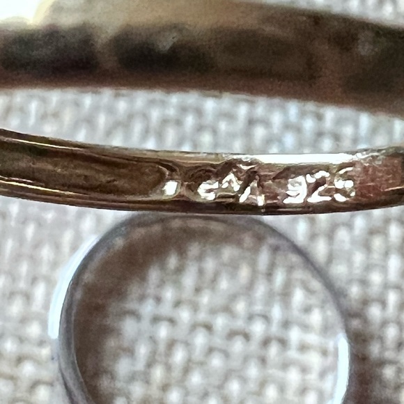 Canada CA .925 3 stackable Rings each  4 Crystals 2 Silver 1 Gold all Sterling 8 - Picture 9 of 11